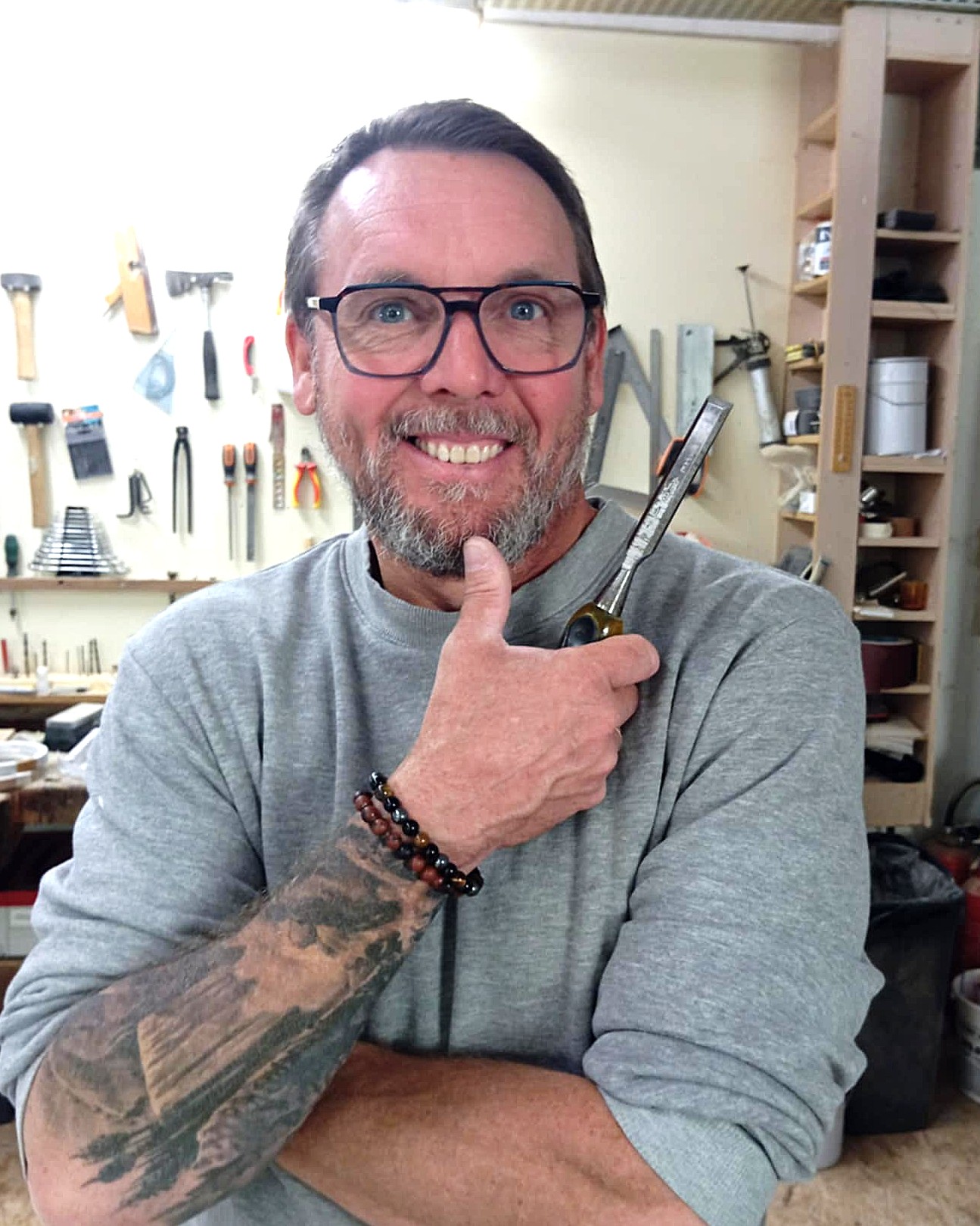 Yannick <br>Artisan menuisier ébéniste & gérant